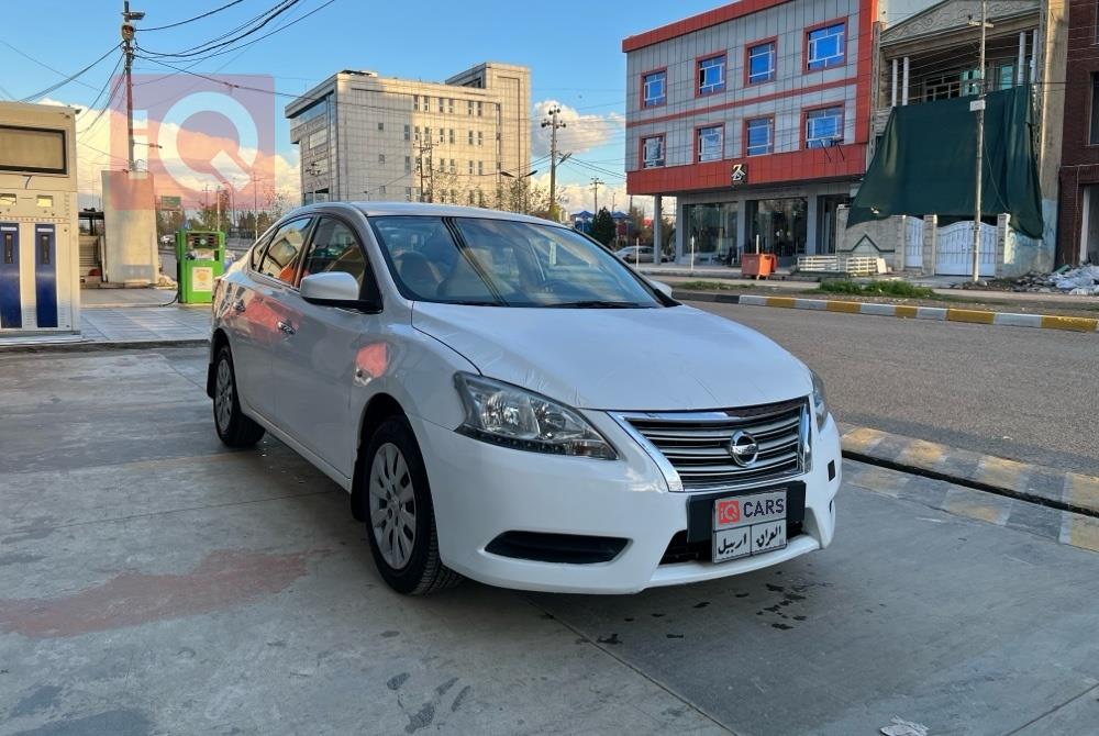 نيسان سنترا